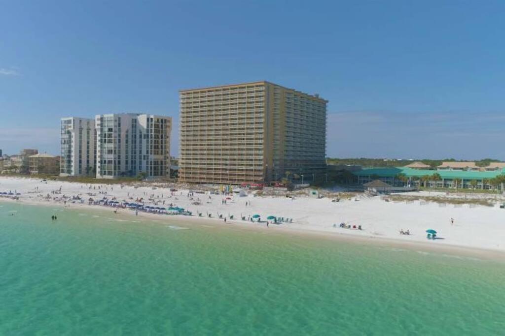 Pelican Beach Resort-Walkout Unit-On The Beach 德斯廷 外观 照片