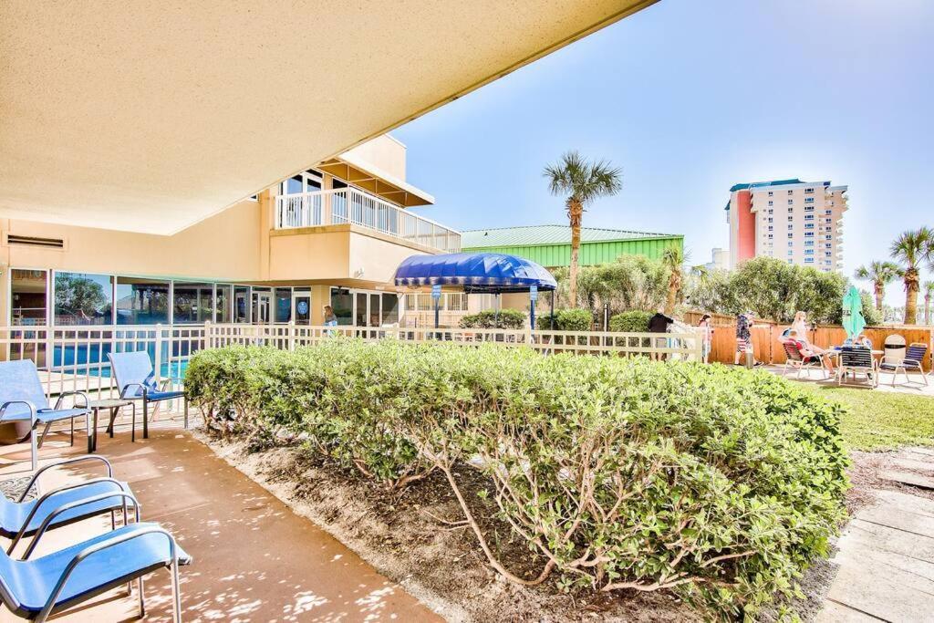 Pelican Beach Resort-Walkout Unit-On The Beach 德斯廷 外观 照片